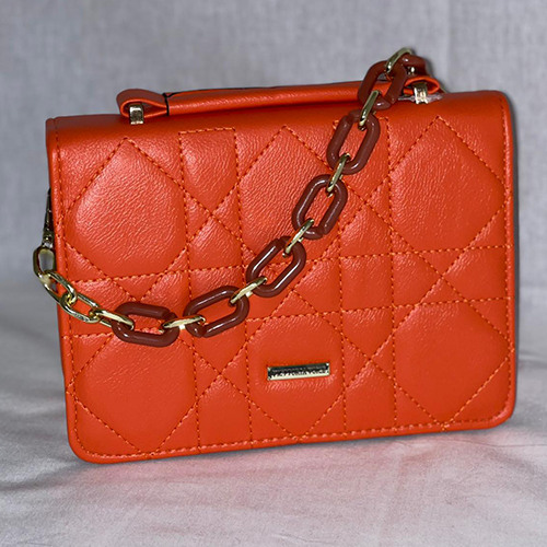 Borsa in ecopelle quadra