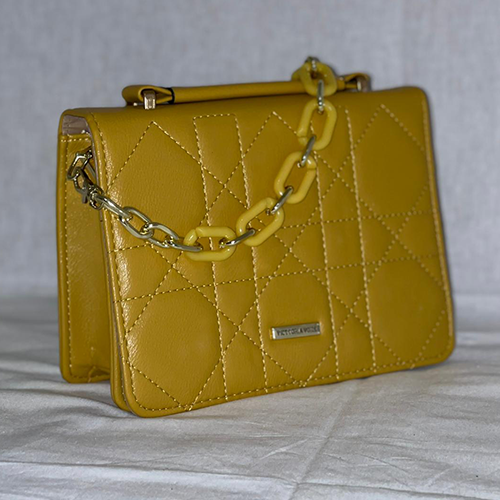 Borsa in ecopelle quadra